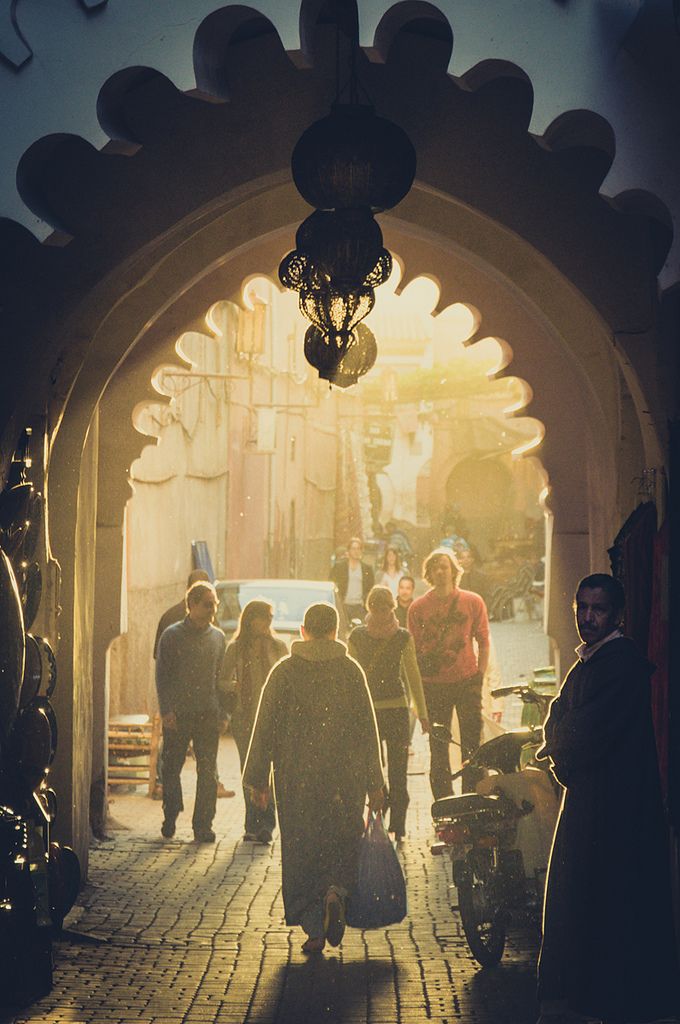 Pénétrez au cœur de la médina de Marrakech et découvrez une histoire hors du commun!