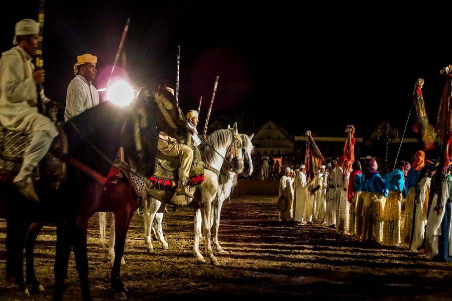 Dîner, Dance Orientale et Spectacle de Fantasia à Marrakech