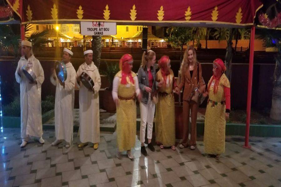 Dîner, Dance Orientale et Spectacle de Fantasia à Marrakech