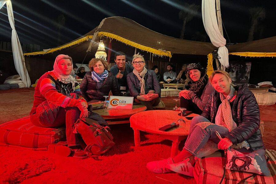 Quad et spectacle en direct et dîner dans le désert d'Agafay