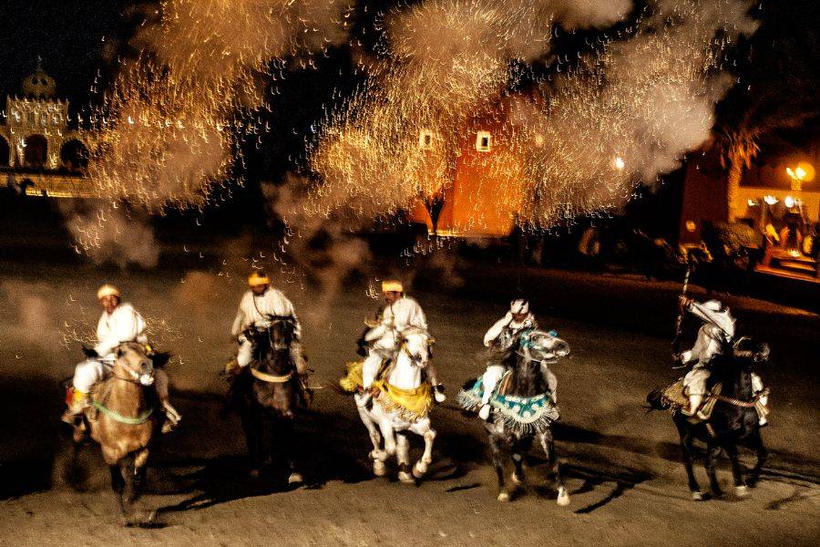 Dîner, Dance Orientale et Spectacle de Fantasia à Marrakech