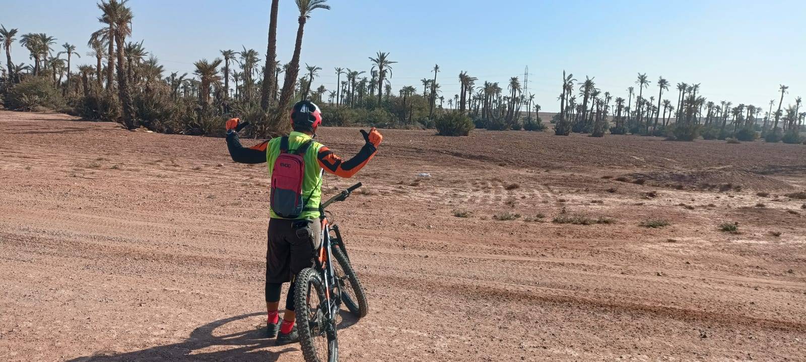 Tours à vélo à la Palmeraie Marrakech demi-journée
