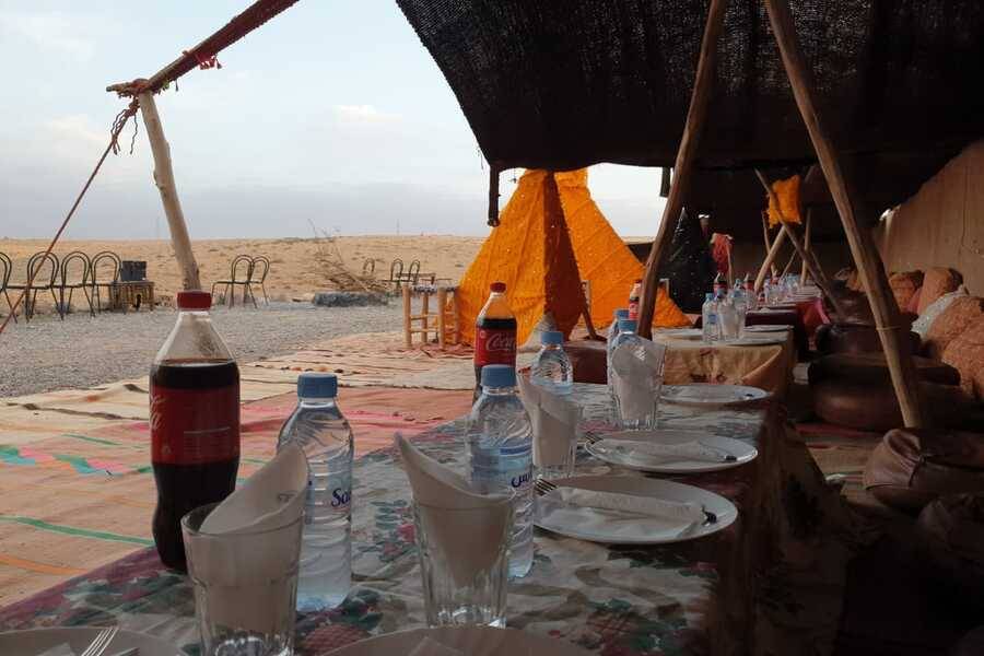 Promenade à dos de chameau dans le désert d'Agafay et dîner au Chouf L'Or à Marrakech
