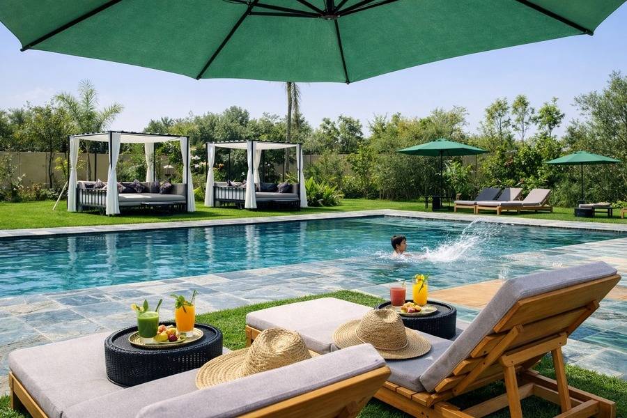 Vol en montgolfière au lever du soleil à Marrakech, accès piscine à la journée et déjeuner