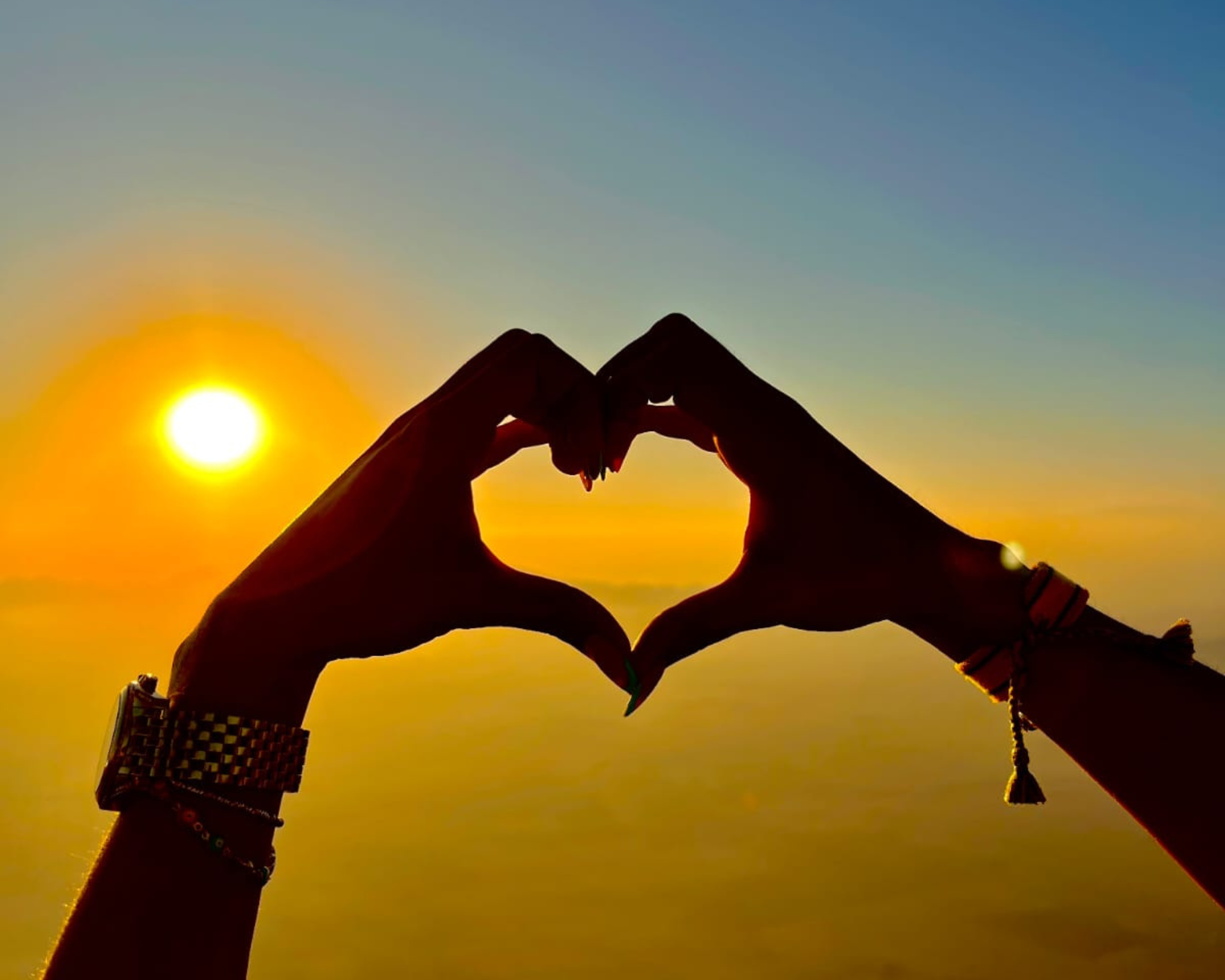 Vol en montgolfière au lever du soleil à Marrakech, accès piscine à la journée et déjeuner